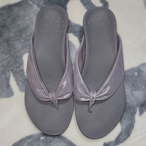 Vionic wedge sandles